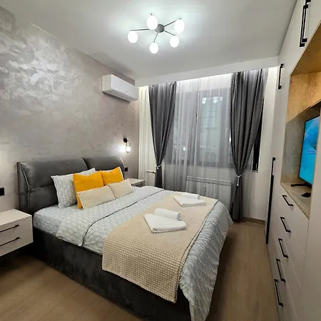 Luxury Designer Next To Ndk And Free Parking Διαμέρισμα