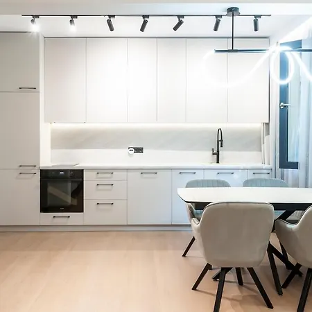 Luxury Designer Next To Ndk And Free Parking Διαμέρισμα *