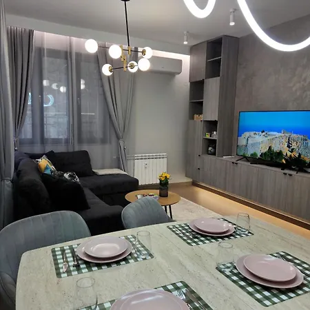 Luxury Designer Next To Ndk And Free Parking Διαμέρισμα Σόφια